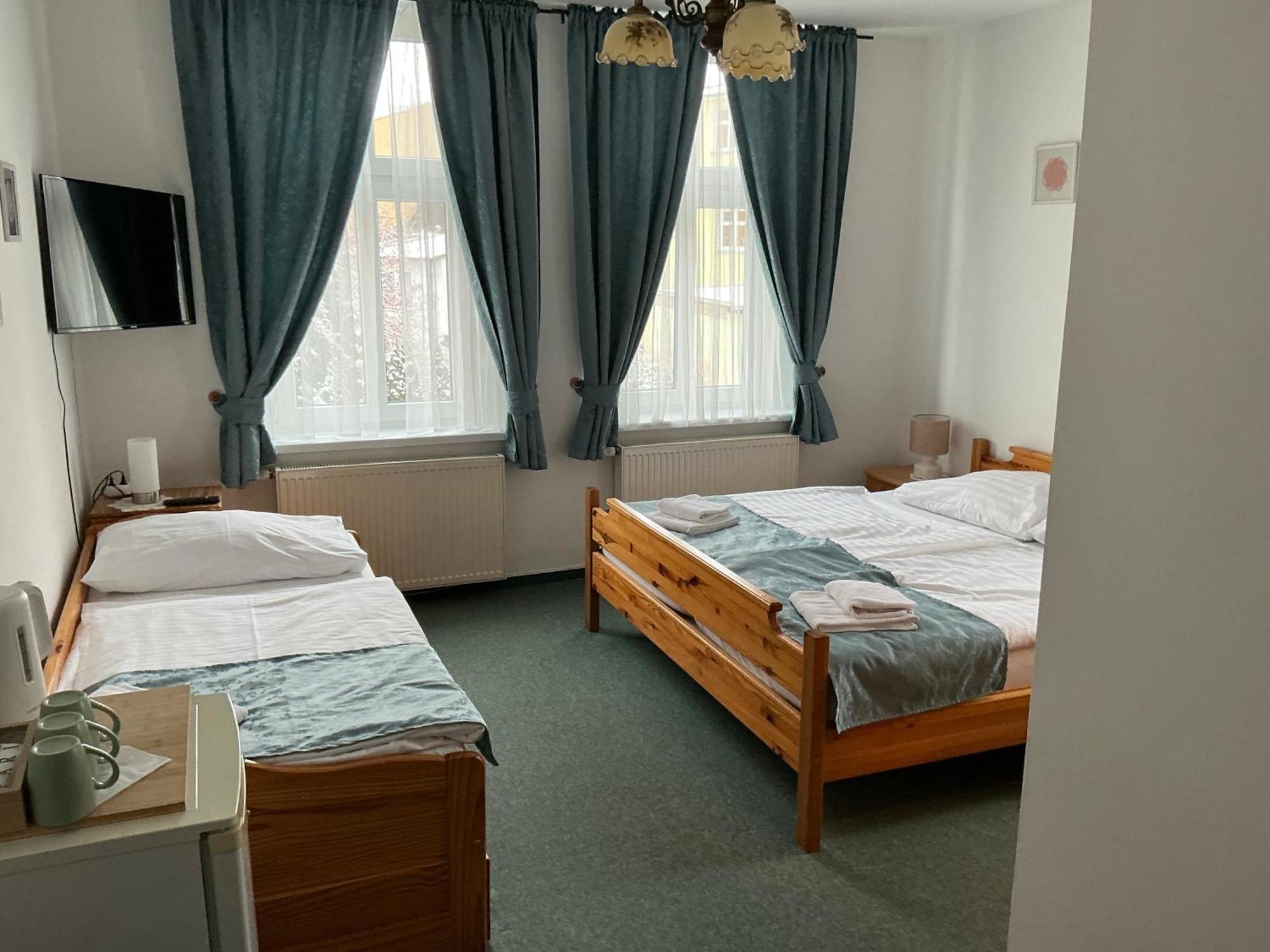 Pension Abbazia Франтишкови-Лазне Экстерьер фото